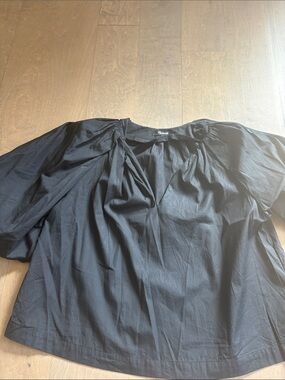 Black Madewell  V-Neck puff/ balloon sleeve Madewell